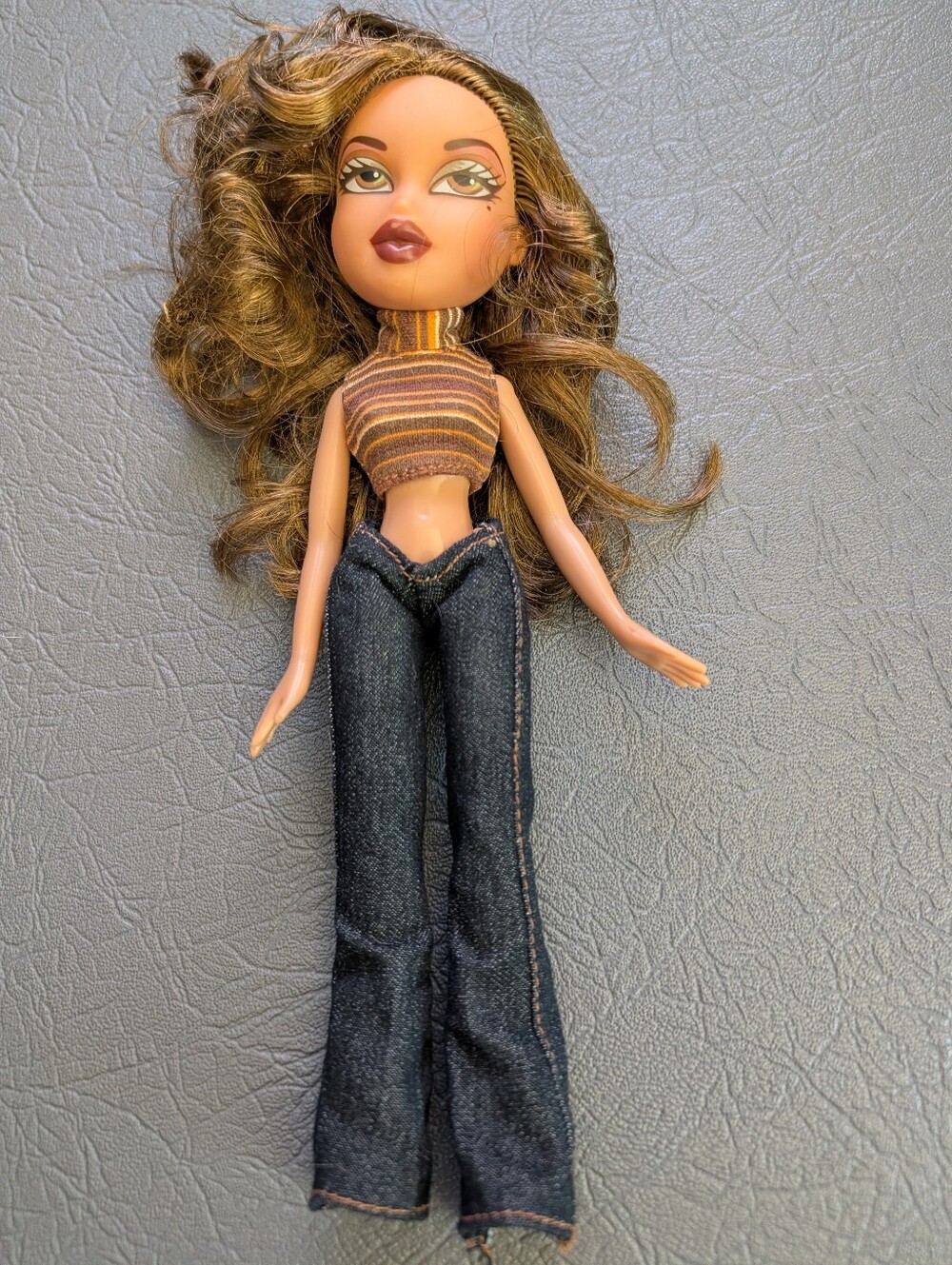Vintage 2001 MGA Bratz Yasmin  Doll No Feet W/ Jeans & Striped Crop Top outfit